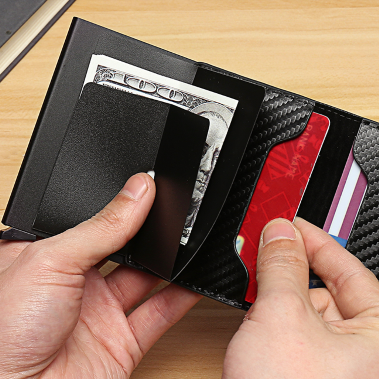 Pop up wallet