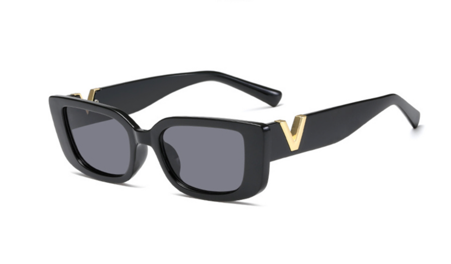 Designer sunglasses gold V 2023